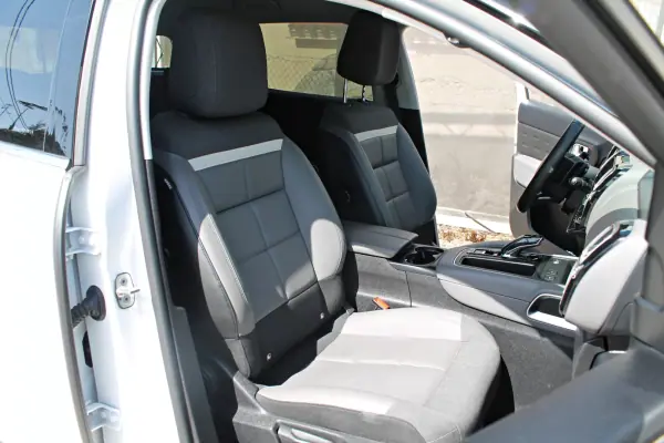 Citroën C5 Aircross 2022 - 18890 EUR, 77289 km - AUTO.MOTO.pt - 77289km - foto 12 de 19