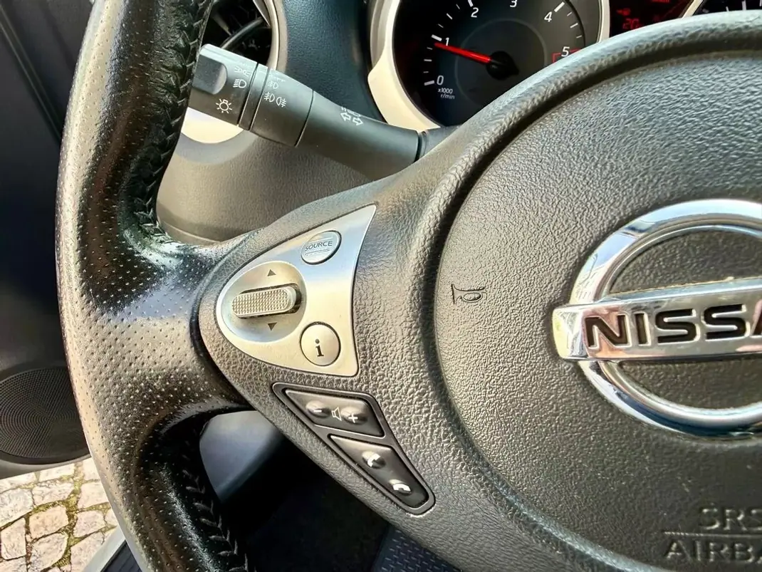 Nissan Juke 2016 - 10890 EUR, 174800 km - AUTO.MOTO.pt - 174800km - foto 19 de 33