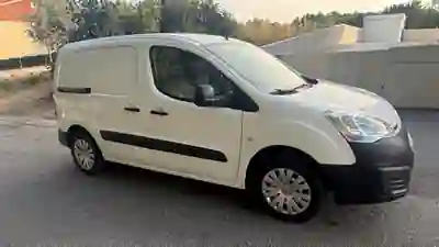 Citroën Berlingo 2016 - 12500 EUR, 37500 km - 37500km - foto 2 de 13