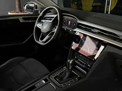 Volkswagen Arteon 2023 - 31990 EUR, 45800 km - AUTO.MOTO.pt - 45800km - foto 36 de 36