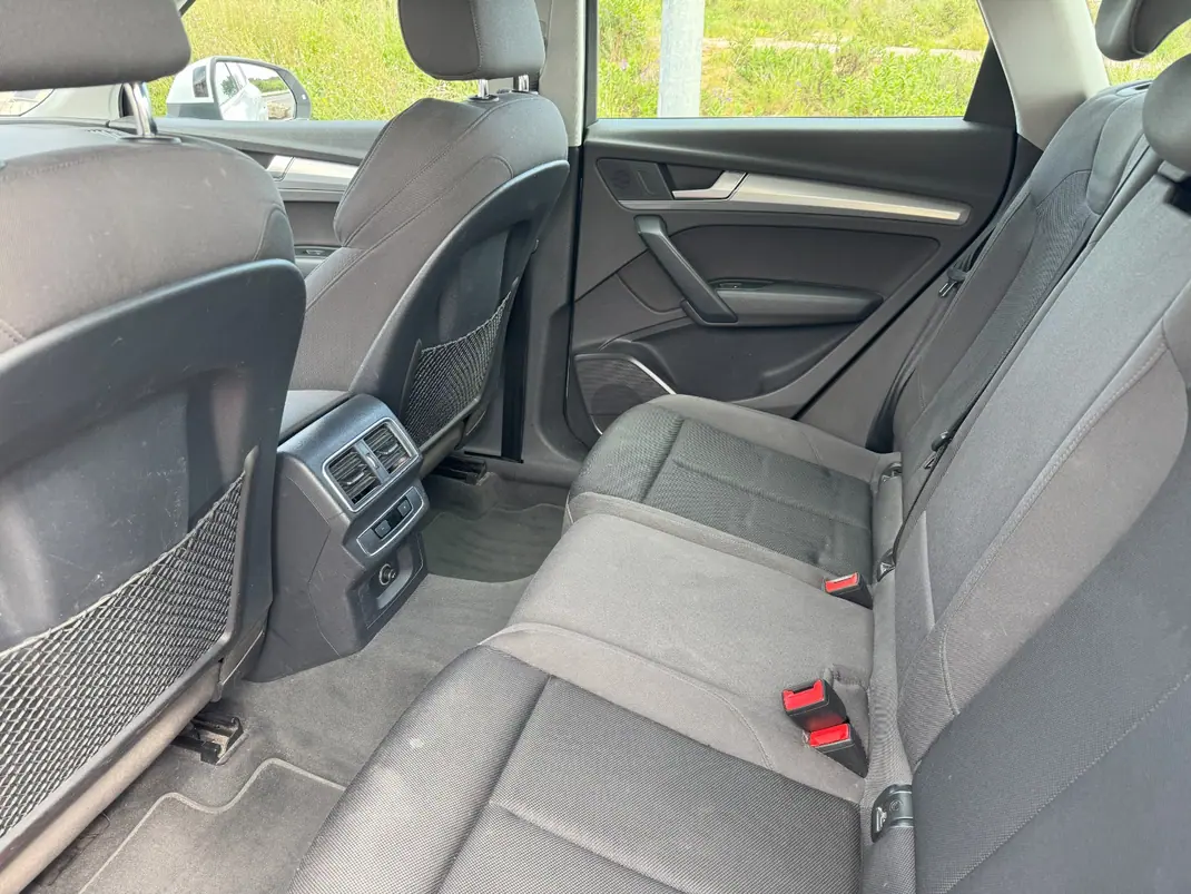 Audi Q5 2017 - 22000 EUR, 150000 km - AUTO.MOTO.pt - 150000km - foto 9 de 11