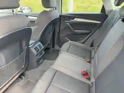 Audi Q5 2017 - 22000 EUR, 150000 km - AUTO.MOTO.pt - 150000km - foto 9 de 11