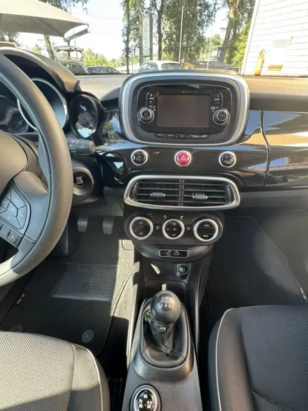 Fiat 500X 2016 - 11850 EUR, 128700 km - AUTO.MOTO.pt - 128700km - foto 11 de 11