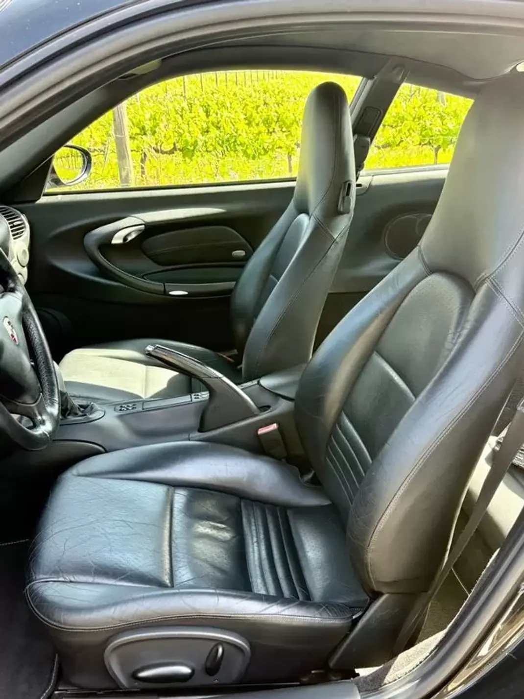 Porsche 911 2002 - 44900 EUR, 120127 km - AUTO.MOTO.pt - 120127km - foto 10 de 23