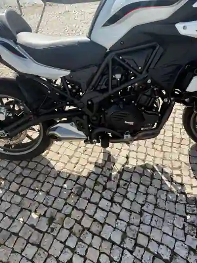 Benelli TRK 502 2023 - 4500 EUR, 5753 km - 5753km - foto 7 de 11