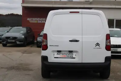 Citroën Berlingo 1.5 Bluehdi M Clube 102cv 2021 - 11990 EUR, 209000 km - AUTO.MOTO.pt - 209000km - foto 7 de 19