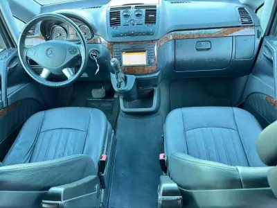 Mercedes-Benz Viano 2012 - 37500 EUR, 111121 km - AUTO.MOTO.pt - 111121km - foto 20 de 32