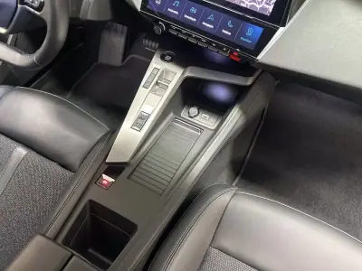 Peugeot 308 2023 - 19950 EUR, 12952 km - AUTO.MOTO.pt - 12952km - foto 39 de 50