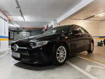 Mercedes-Benz A 180 Limousine 2020 - 88000km