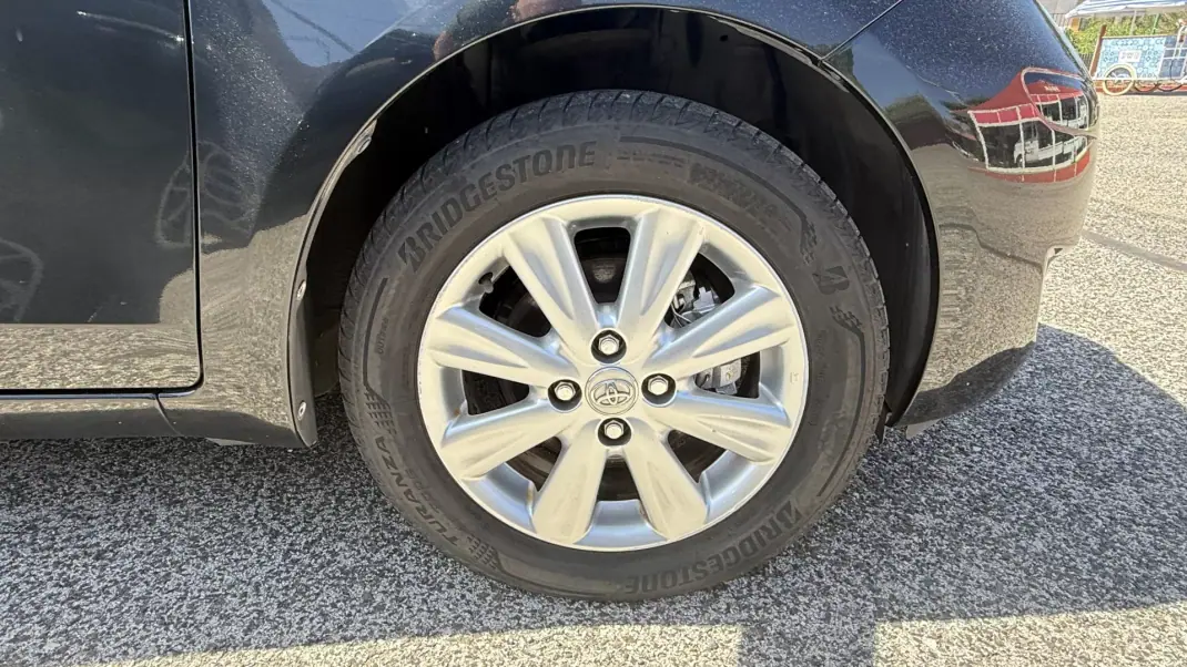 Toyota Yaris 2010 - 8700 EUR, 69707 km - AUTO.MOTO.pt - 69707km - foto 18 de 35