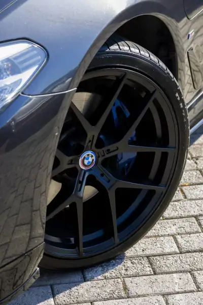 BMW 530e 2019 - 26850 EUR, 181810 km - AUTO.MOTO.pt - 181810km - foto 13 de 47