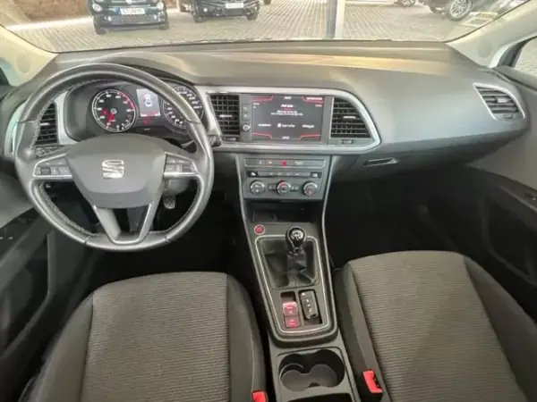 SEAT Leon 2020 - 15900 EUR, 89780 km - AUTO.MOTO.pt - 89780km - foto 10 de 12