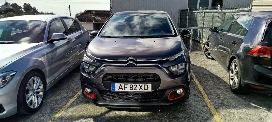 Citroën C3 2021 - 11750 EUR, 105000 km - AUTO.MOTO.pt - 105000km - foto 2 de 11