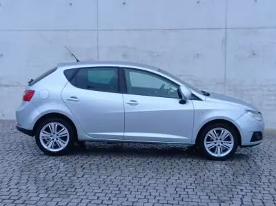 SEAT Ibiza 2009 - 6300 EUR, 201448 km - AUTO.MOTO.pt - 201448km - foto 6 de 14