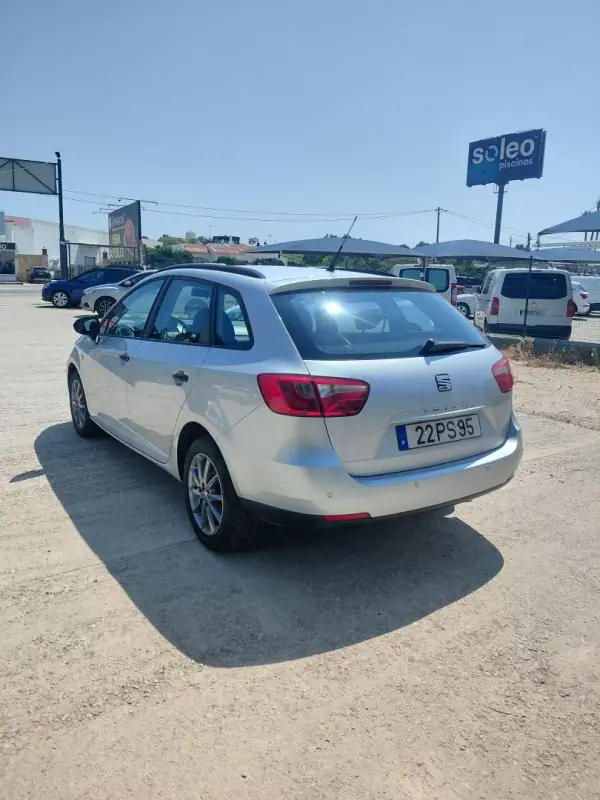 SEAT Ibiza ST 2015 - 8950 EUR, 130000 km - AUTO.MOTO.pt - 130000km - foto 10 de 11