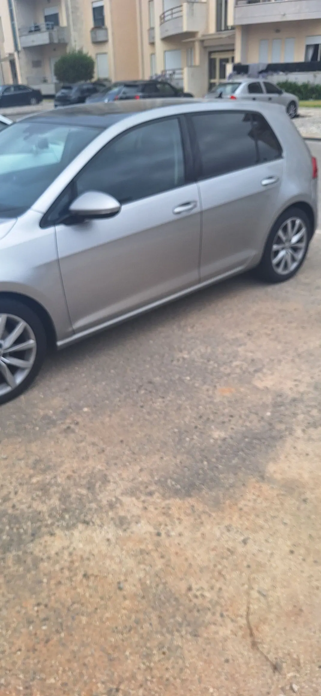 Volkswagen Golf 2013 - 9000 EUR, 195000 km - 195000km - foto 4 de 5