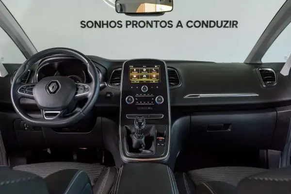 Renault Grand Scénic 2020 - 23900 EUR, 57641 km - AUTO.MOTO.pt - 57641km - foto 11 de 22
