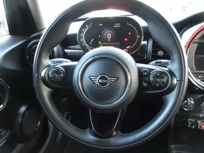 MINI Cooper 2021 - 19990 EUR, 90000 km - AUTO.MOTO.pt - 90000km - foto 46 de 52