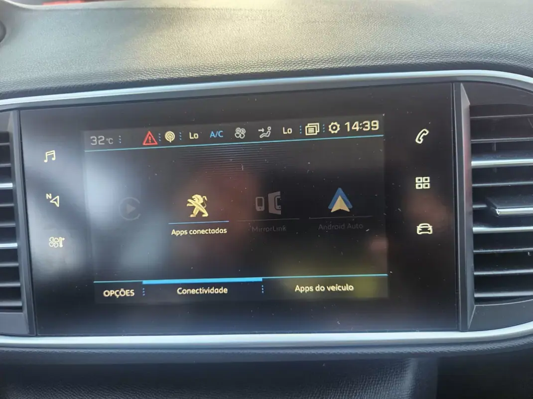 Peugeot 308 2018 - 13200 EUR, 61900 km - 61900km - foto 33 de 37
