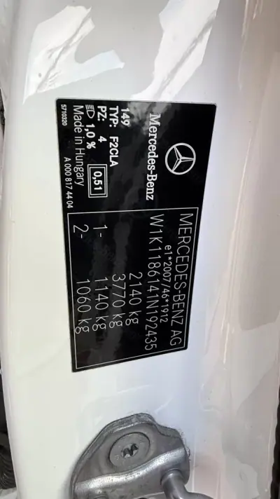 Mercedes-Benz CLA 220 2020 - 31990 EUR, 149000 km - AUTO.MOTO.pt - 149000km - foto 34 de 37