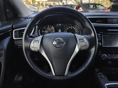 Nissan Qashqai 2015 - 13990 EUR, 146000 km - AUTO.MOTO.pt - 146000km - foto 20 de 40