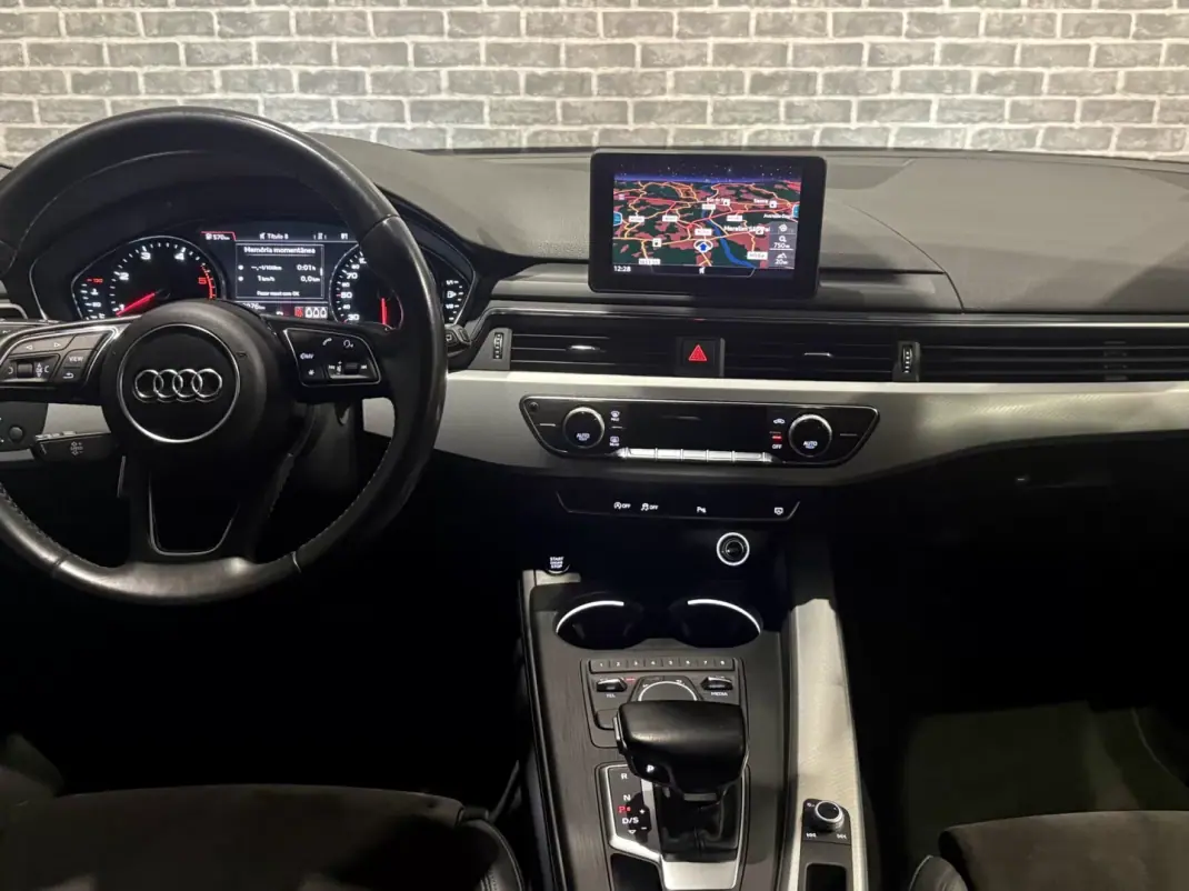 Audi A4 Avant 2017 - 20990 EUR, 148000 km - AUTO.MOTO.pt - 148000km - foto 14 de 19