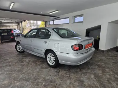 Nissan Primera 2001 - 2650 EUR, 283341 km - AUTO.MOTO.pt - 283341km - foto 8 de 24