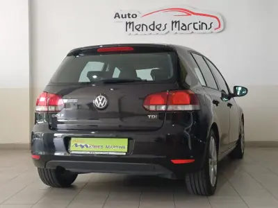 Volkswagen Golf 2010 - 9750 EUR, 222953 km - AUTO.MOTO.pt - 222953km - foto 3 de 13