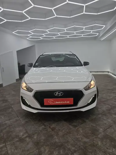 Hyundai i30 SW 2018 - 12950 EUR, 117053 km - AUTO.MOTO.pt - 117053km - foto 22 de 41