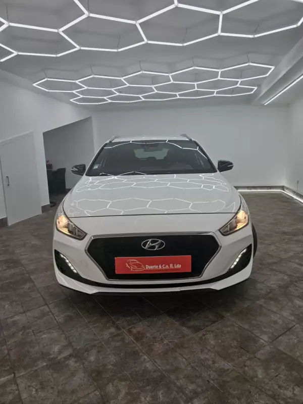 Hyundai i30 SW 2018 - 12950 EUR, 117053 km - AUTO.MOTO.pt - 117053km - foto 22 de 41