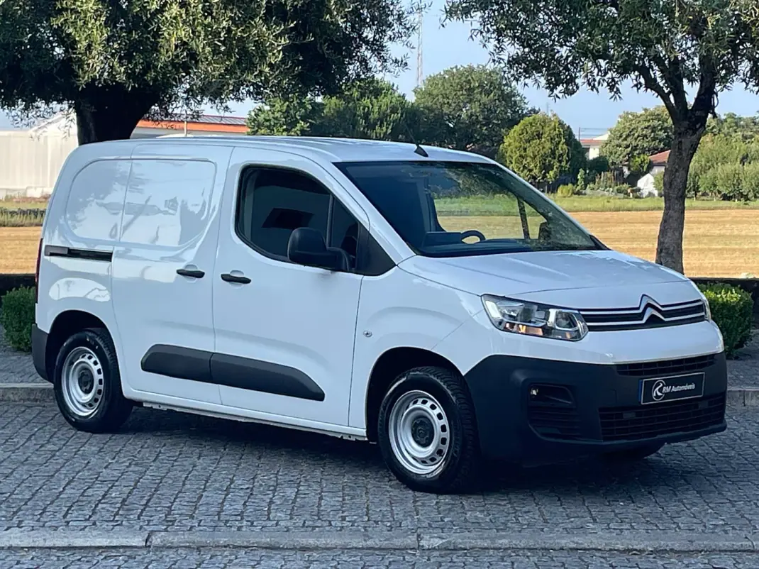 Citroën Berlingo 2021 - 12300 EUR, 118000 km - 118000km - foto 4 de 38