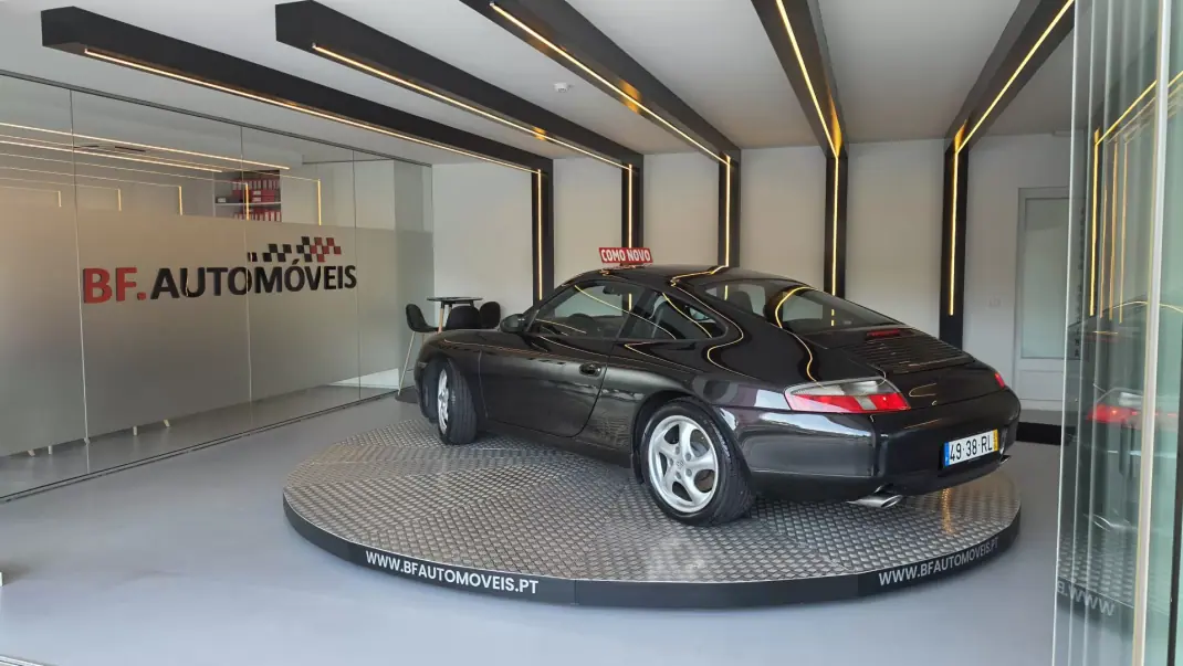Porsche 911 2001 - 49750 EUR, 96263 km - 96263km - foto 15 de 53