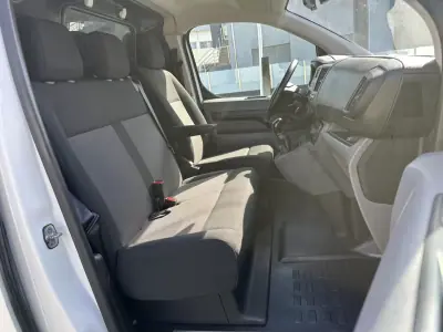Peugeot Expert 2018 - 14900 EUR, 170000 km - 170000km - foto 28 de 45