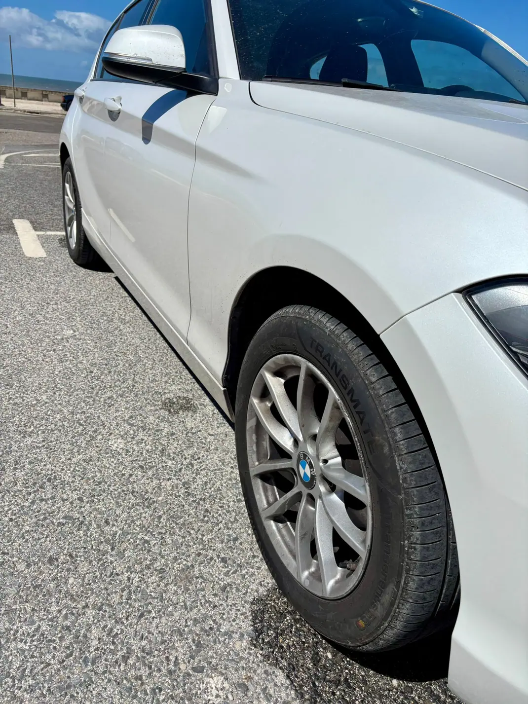 BMW 116 2018 - 16000 EUR, 200000 km - AUTO.MOTO.pt - 200000km - foto 5 de 9