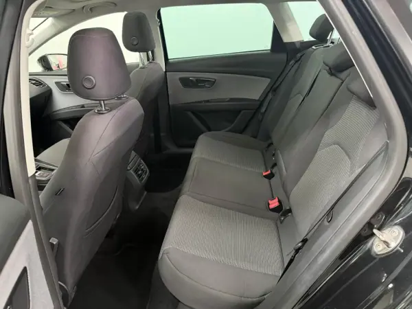 SEAT Leon 2018 - 12490 EUR, 159000 km - 159000km - foto 27 de 38