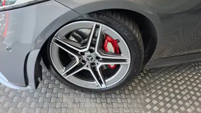 Mercedes-Benz CLS 300 2019 - 41500 EUR, 164017 km - 164017km - foto 29 de 60