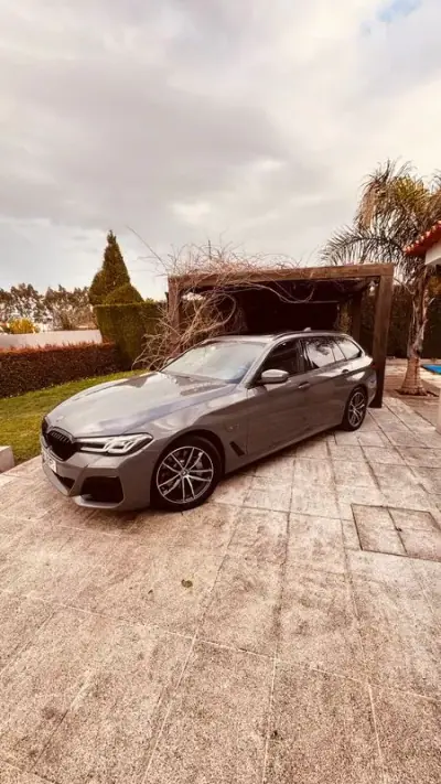 BMW 530e 2021 - 38750 EUR, 118296 km - AUTO.MOTO.pt - 118296km - foto 15 de 31