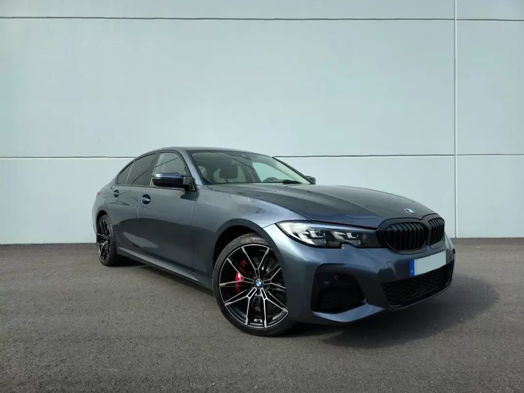 BMW 330 2019 - 28950 EUR, 67500 km - AUTO.MOTO.pt - 67500km - foto 14 de 42