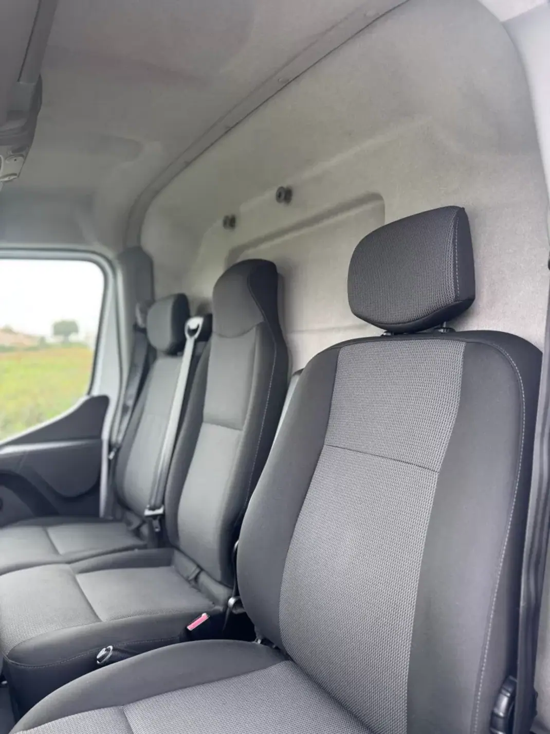 Renault Master 2022 - 23500 EUR, 72729 km - AUTO.MOTO.pt - 72729km - foto 7 de 17