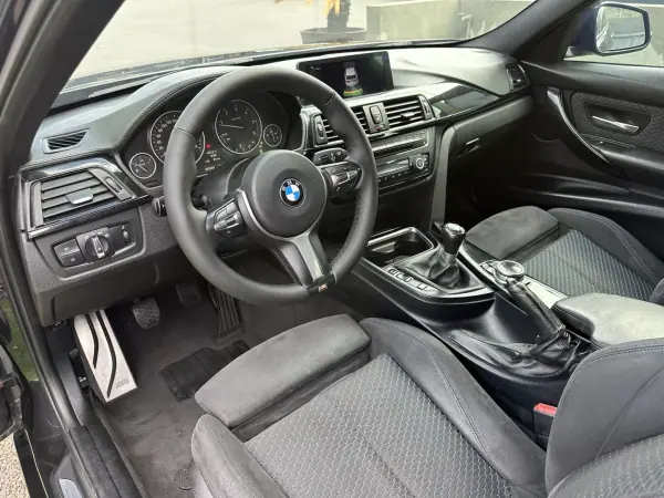 BMW 318 2014 - 11900 EUR, 350000 km - AUTO.MOTO.pt - 350000km - foto 23 de 60