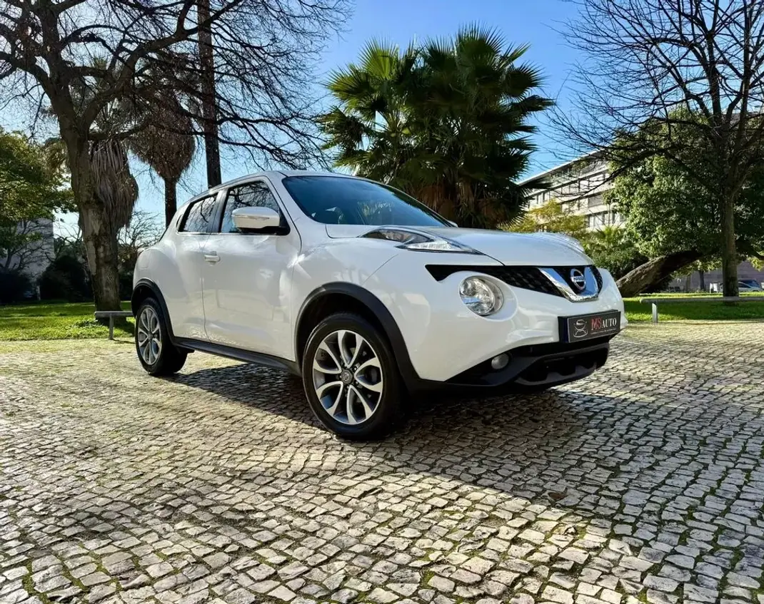 Nissan Juke 2014 - 9990 EUR, 165850 km - AUTO.MOTO.pt - 165850km - foto 14 de 40