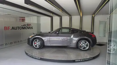 Nissan 370 Z 2010 - 39900 EUR, 111567 km - AUTO.MOTO.pt - 111567km - foto 12 de 62