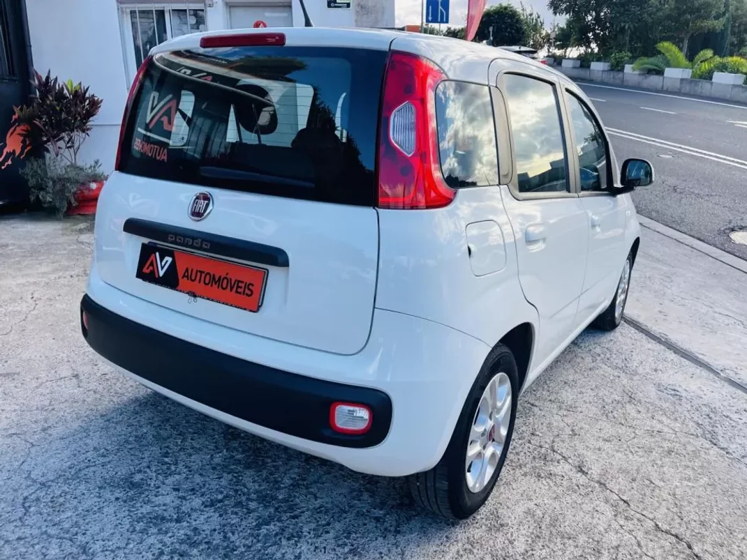 Fiat Panda 2018 - 8950 EUR, 104706 km - AUTO.MOTO.pt - 104706km - foto 7 de 11