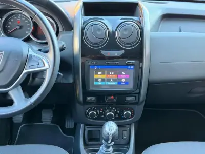 Dacia Duster 2018 - 12900 EUR, 131000 km - AUTO.MOTO.pt - 131000km - foto 19 de 31