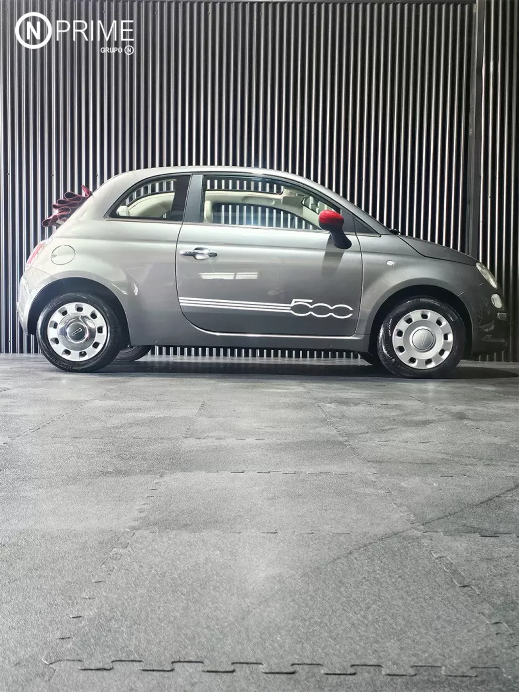 Fiat 500C 2011 - 10999 EUR, 190000 km - AUTO.MOTO.pt - 190000km - foto 11 de 22