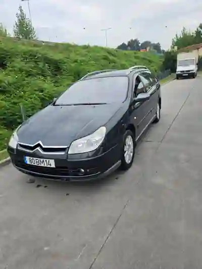 Citroën C5 2006 - 3000 EUR, 323900 km - AUTO.MOTO.pt - 323900km - foto 2 de 6