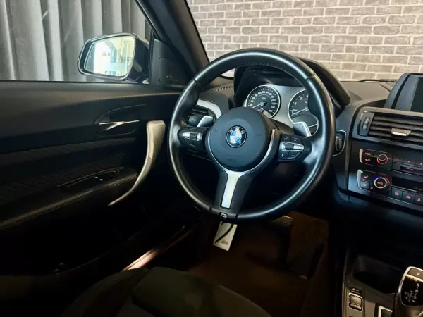 BMW M135i 2014 - 29490 EUR, 91000 km - AUTO.MOTO.pt - 91000km - foto 11 de 15