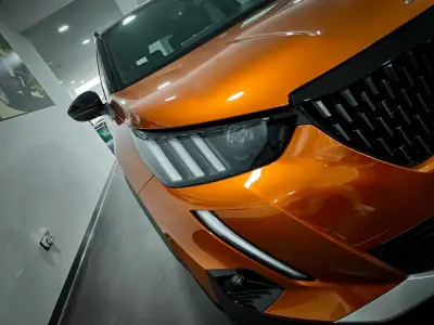 Peugeot 2008 2020 - 15990 EUR, 67000 km - AUTO.MOTO.pt - 67000km - foto 6 de 61