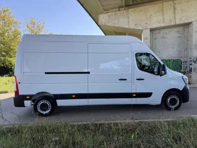 Renault Master 2023 - 22390 EUR, 160000 km - foto 6 de 24