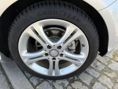 Mercedes-Benz A 180 2015 - 14250 EUR, 155500 km - AUTO.MOTO.pt - 155500km - foto 23 de 23